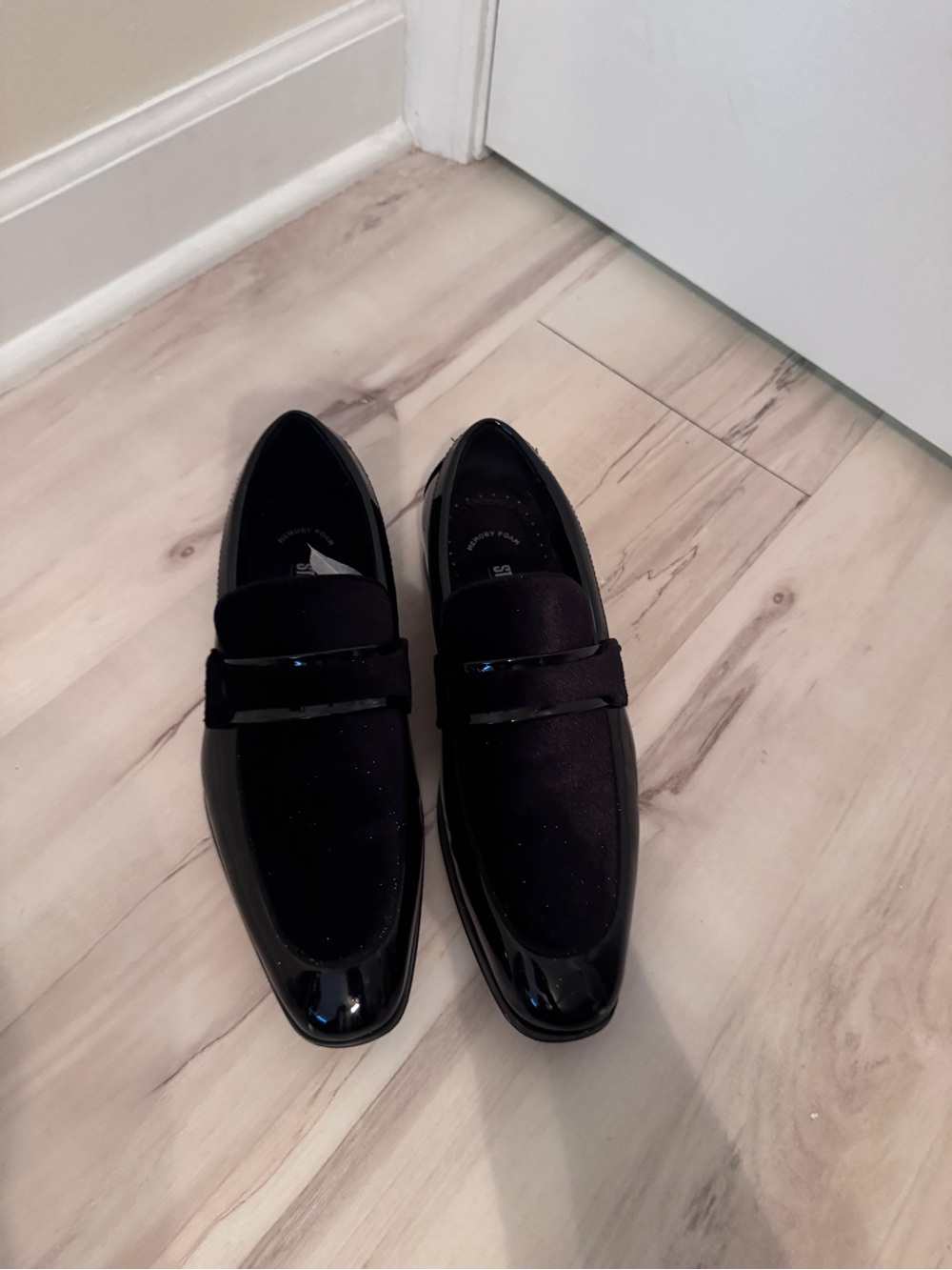 Stacy Adams Black Velvet and Patent Slip-On Loafers